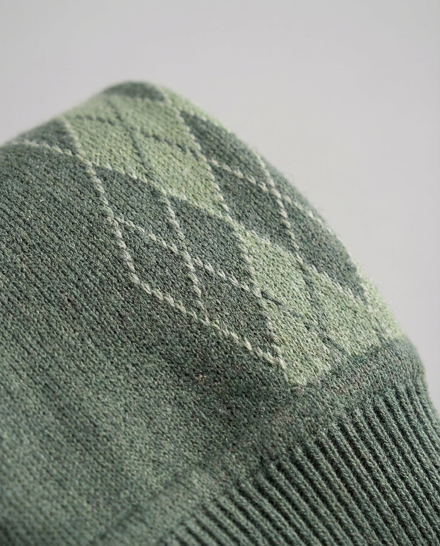 V Argyle Set