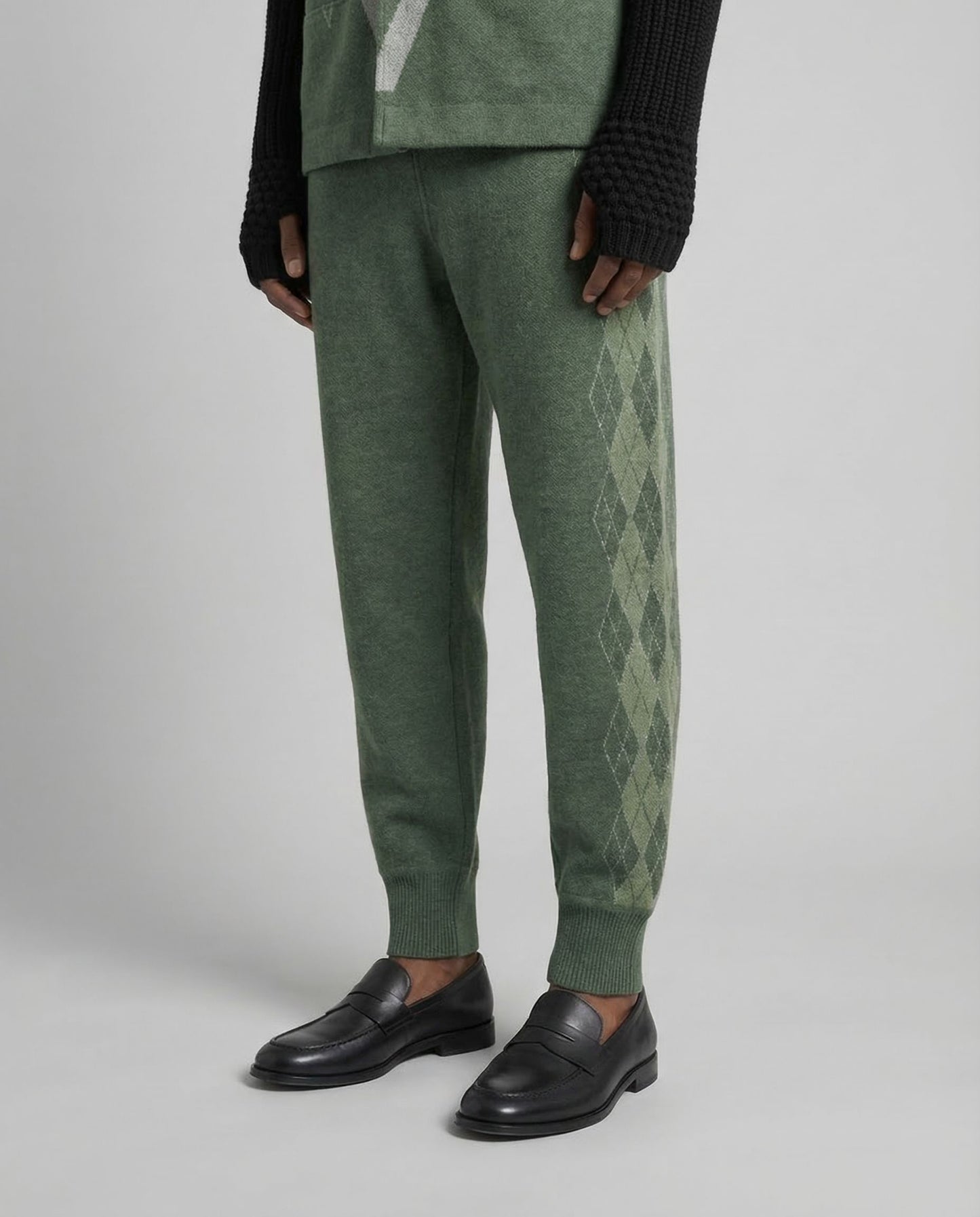 V Argyle Set